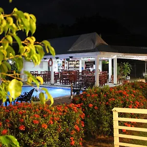 Lutix Hotel